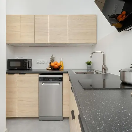 Cosy In Center By Renters Apartment Gdansk