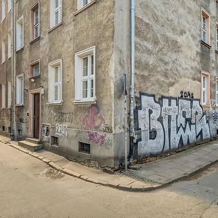 Cosy In Center By Renters *