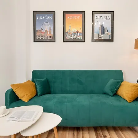 Cosy In Center By Renters Apartment Gdansk