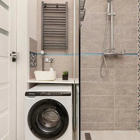 Cosy In Center By Renters Apartment Gdansk